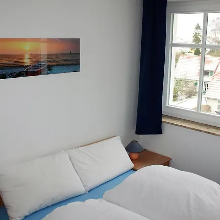 Traum Dachgeschosswohnung Am Teich Altenkirchen (Mecklenburg-Vorpommern)
