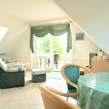 Traum Dachgeschosswohnung Am Teich